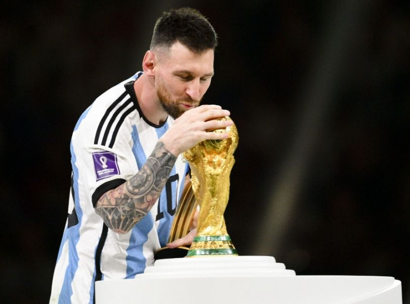 梅西10分钟2球打破三大纪录,梅西足球十大纪录