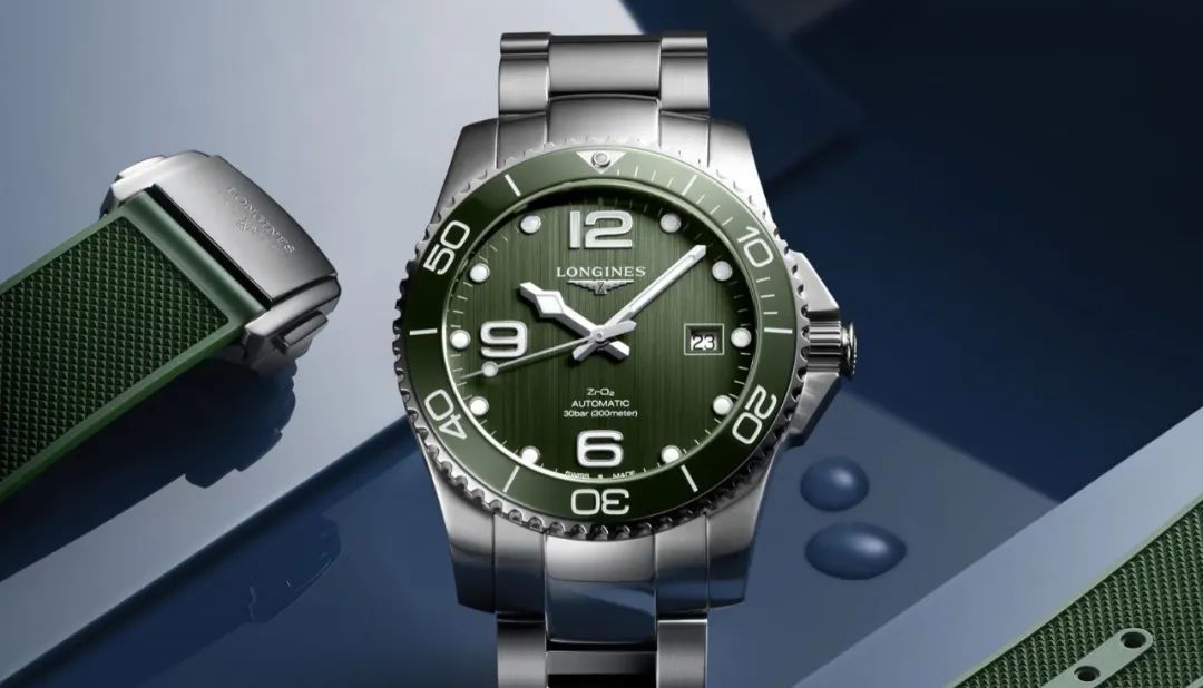 为什么现在比较流行绿色,为什么绿色表盘这么流行