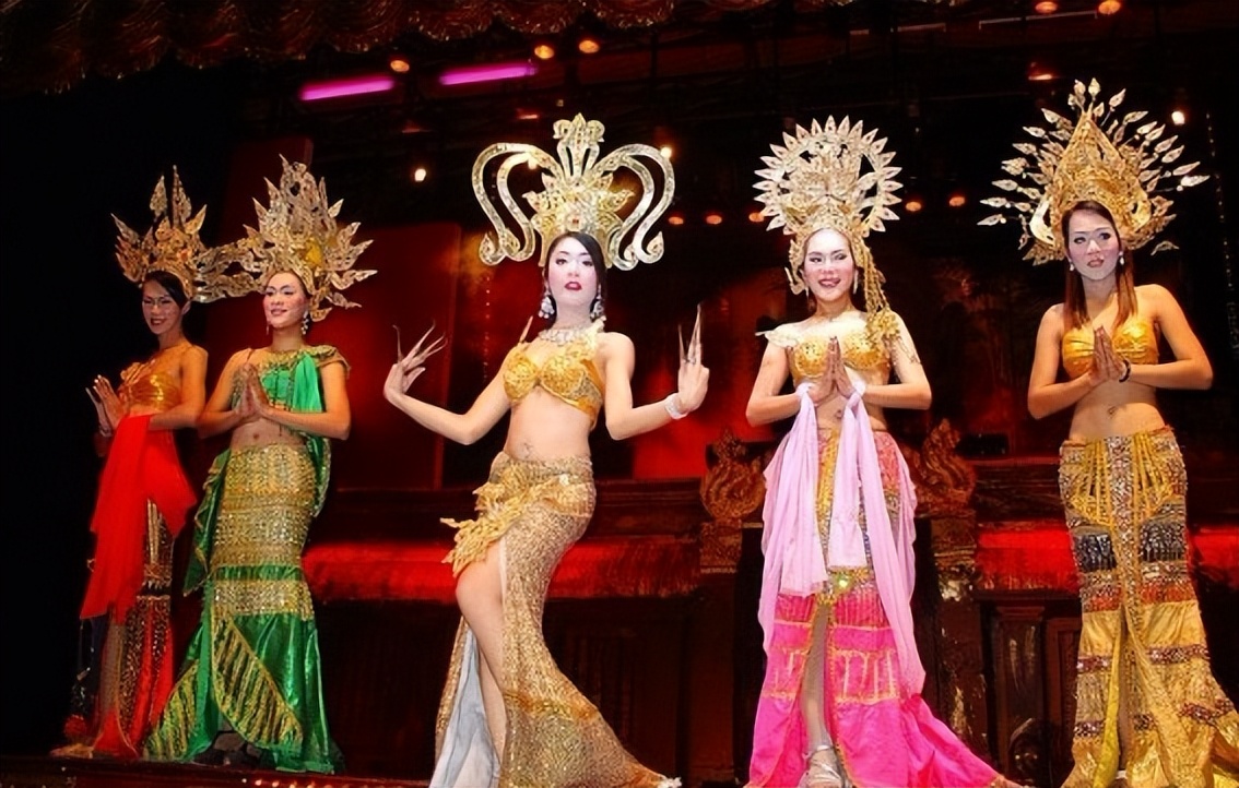 泰国底层人妖生活有多惨？揭秘从事风俗业的泰国人妖真实生活现状