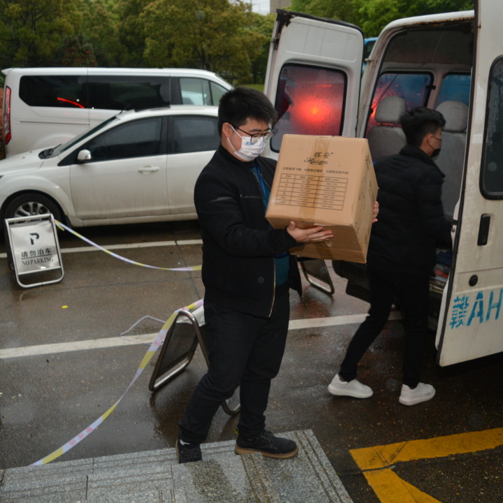 飞尚暖心助战“疫”·共克时艰显担当