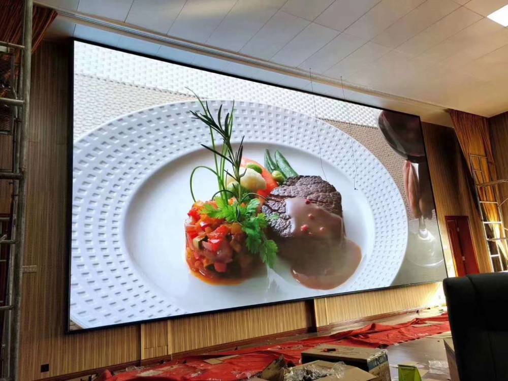 室内led屏彩屏和透明屏区别,p2全彩LED显示屏