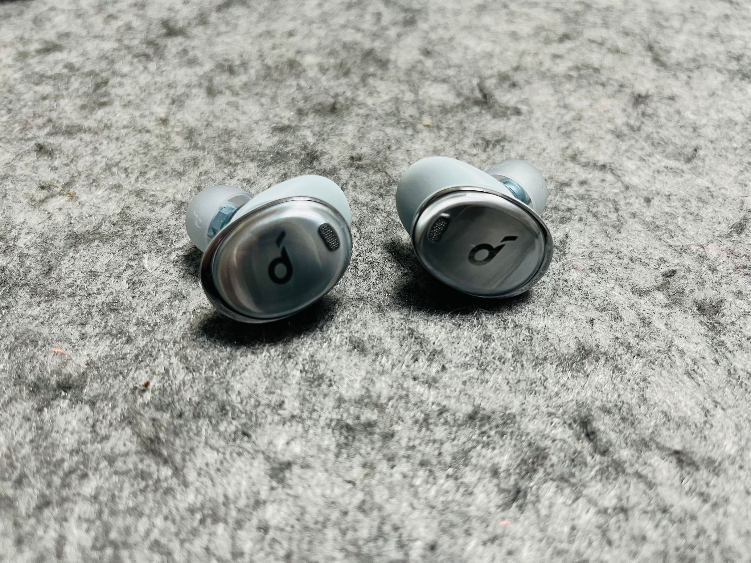 尾巴卷完无线卷,聊俩国产千层卷——乐彼W2-131声阔小金腔