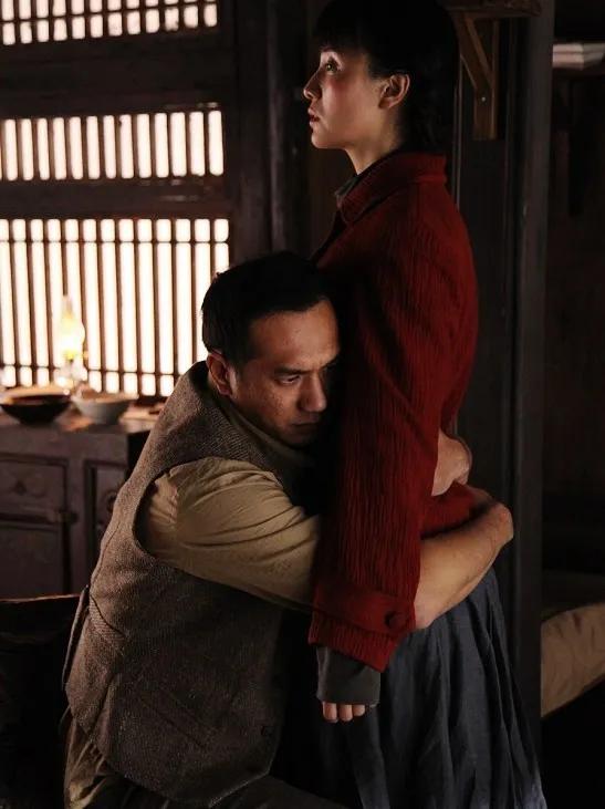 被命运戏弄的女人,受到命运的捉弄的女孩