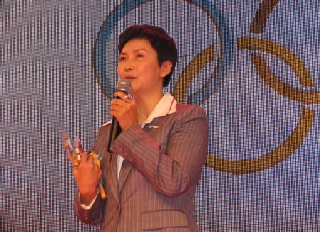 宁辛还在央视吗,主持人宁辛个人简介