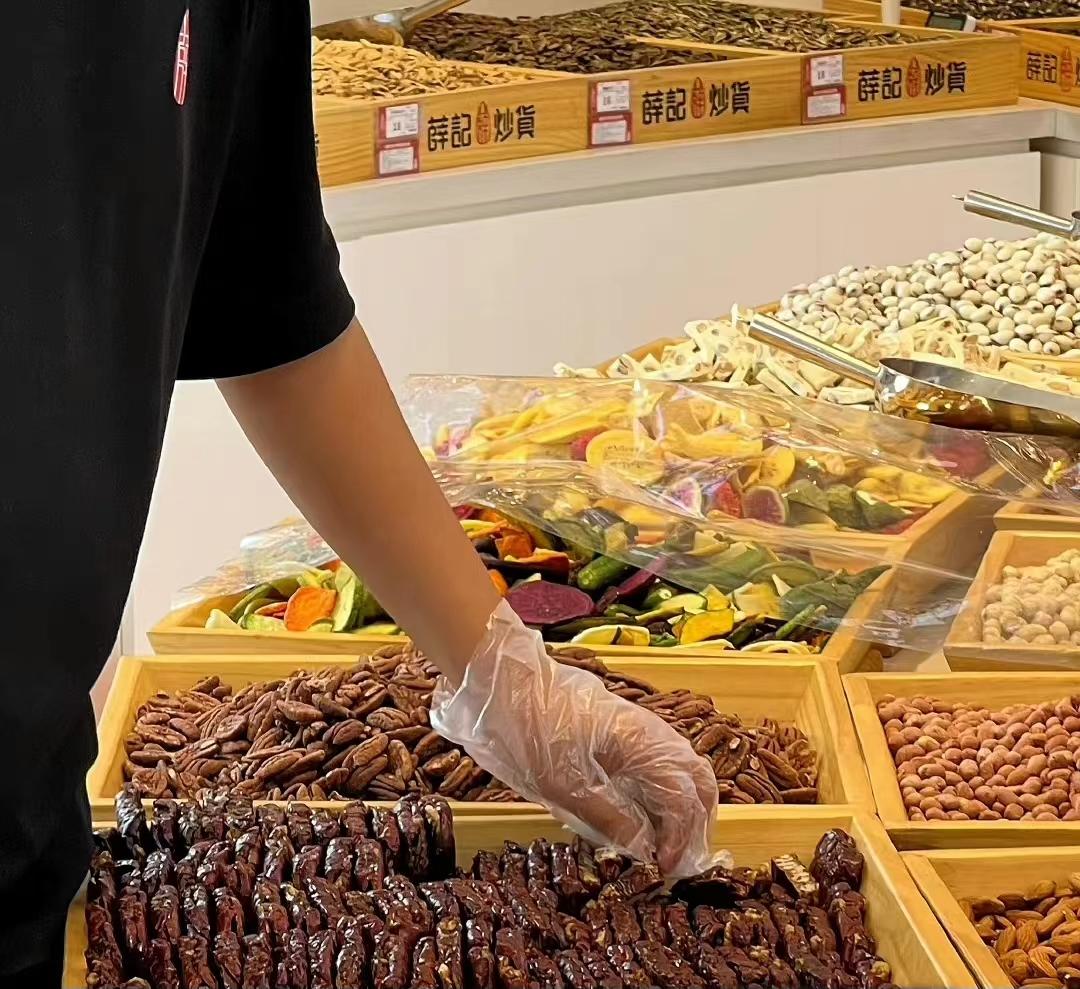 三只松鼠坚果打不开,三只松鼠发不了货