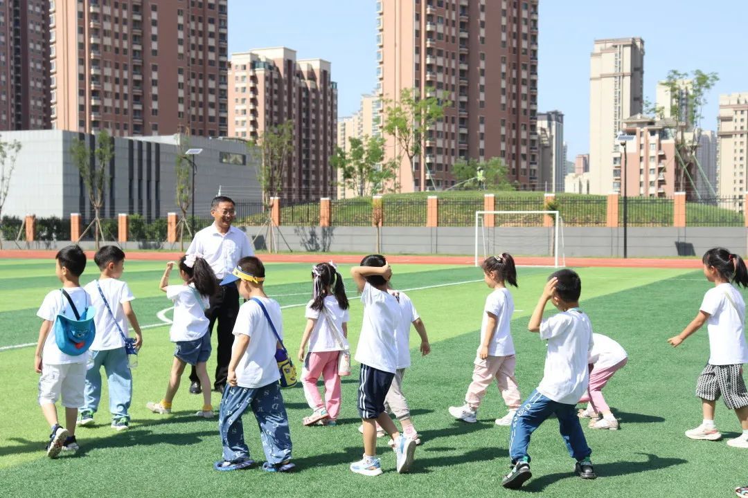 花开有时，以爱相约——济南高新区这家小学用心了