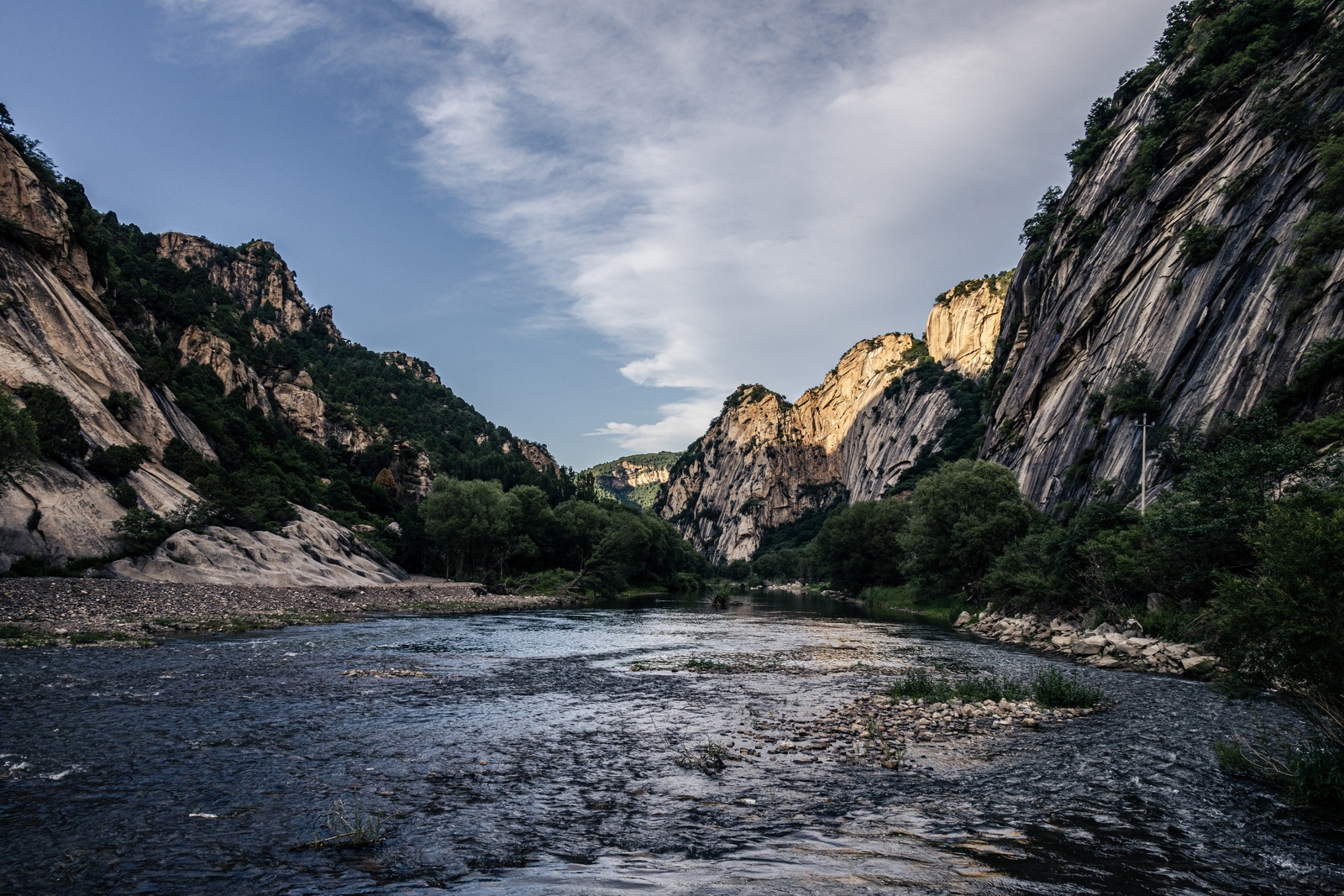 佳能eosr7目前值得买吗,佳能eosr7优缺点