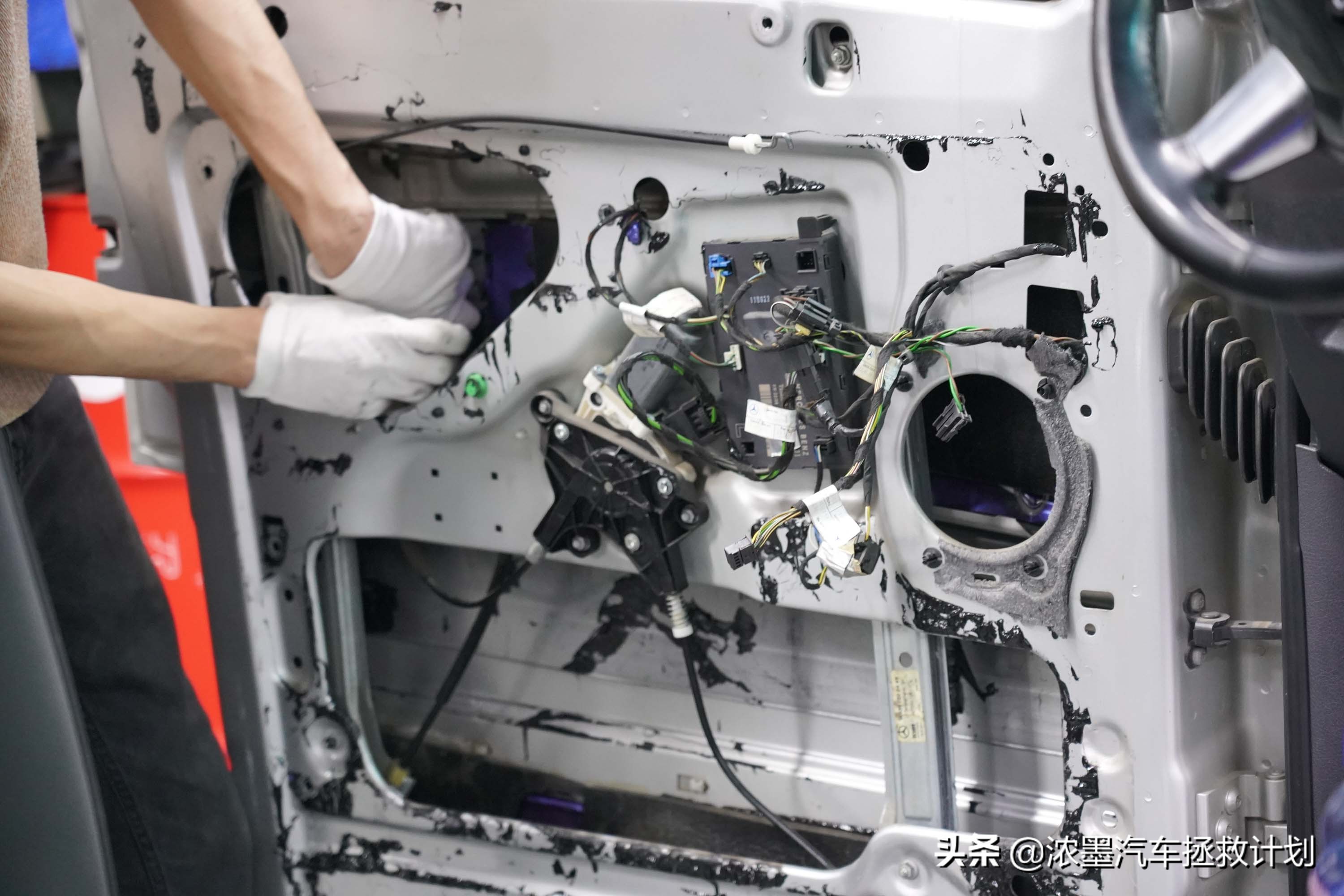 奔驰唯雅诺翻新全过程,奔驰唯雅诺翻新升级价格