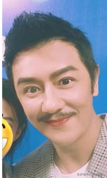 明星整容脸僵硬图片,老女明星整容脸和纯天然脸