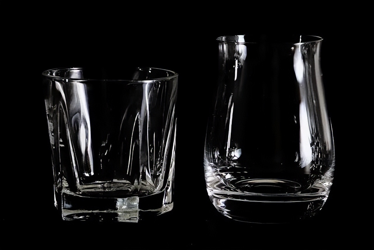 饮威士忌用什么杯好,威士忌杯怎么拿更多