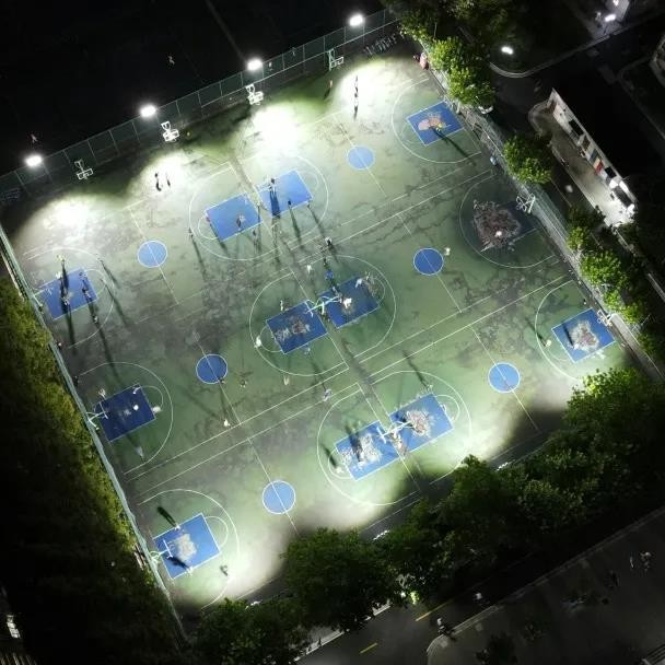 颜值高味道好！2022年，这所高校发放“豪横”大礼，都是“独家”限定款！