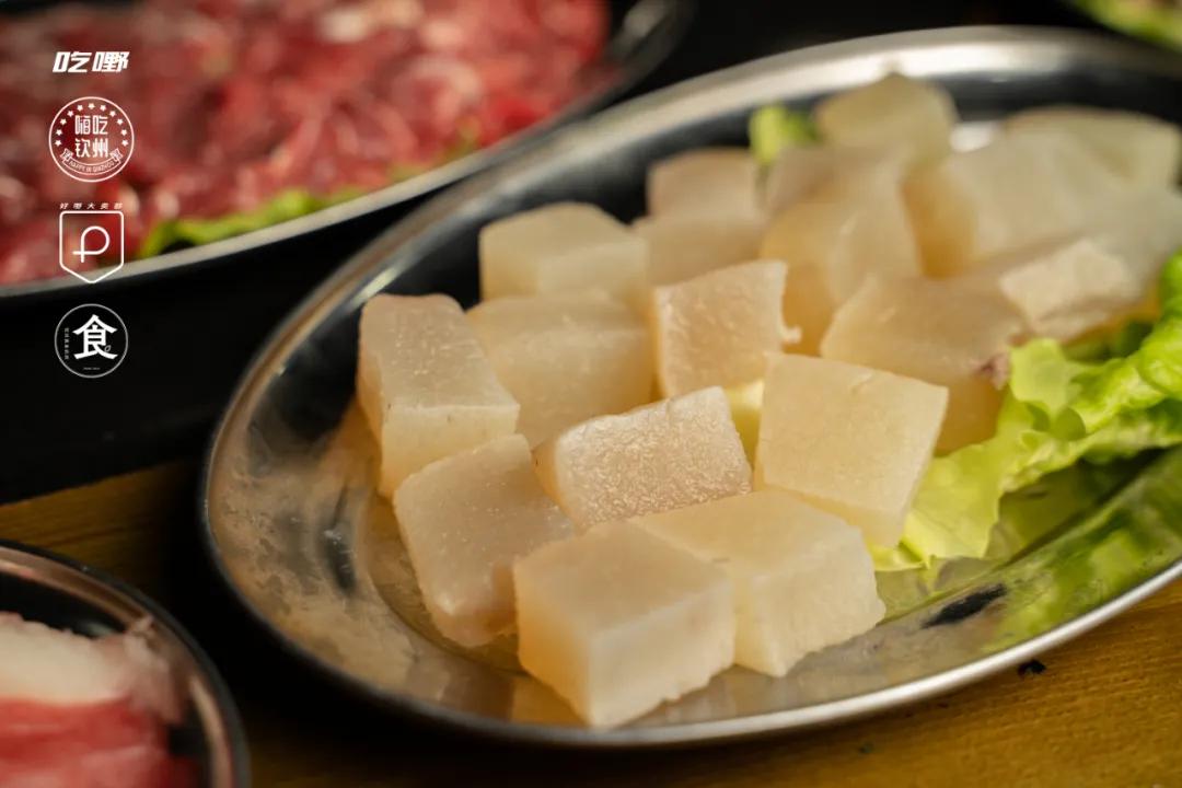 尝尝正宗的牛肉火锅,美食不可辜负首顿堂食全牛宴火锅