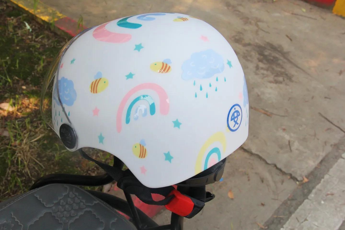 冬季电动车儿童安全头盔,晓安头盔和野马头盔哪个好