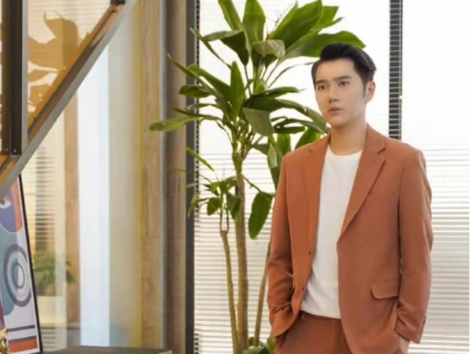 男明星公开道歉退出娱乐圈,男明星退圈