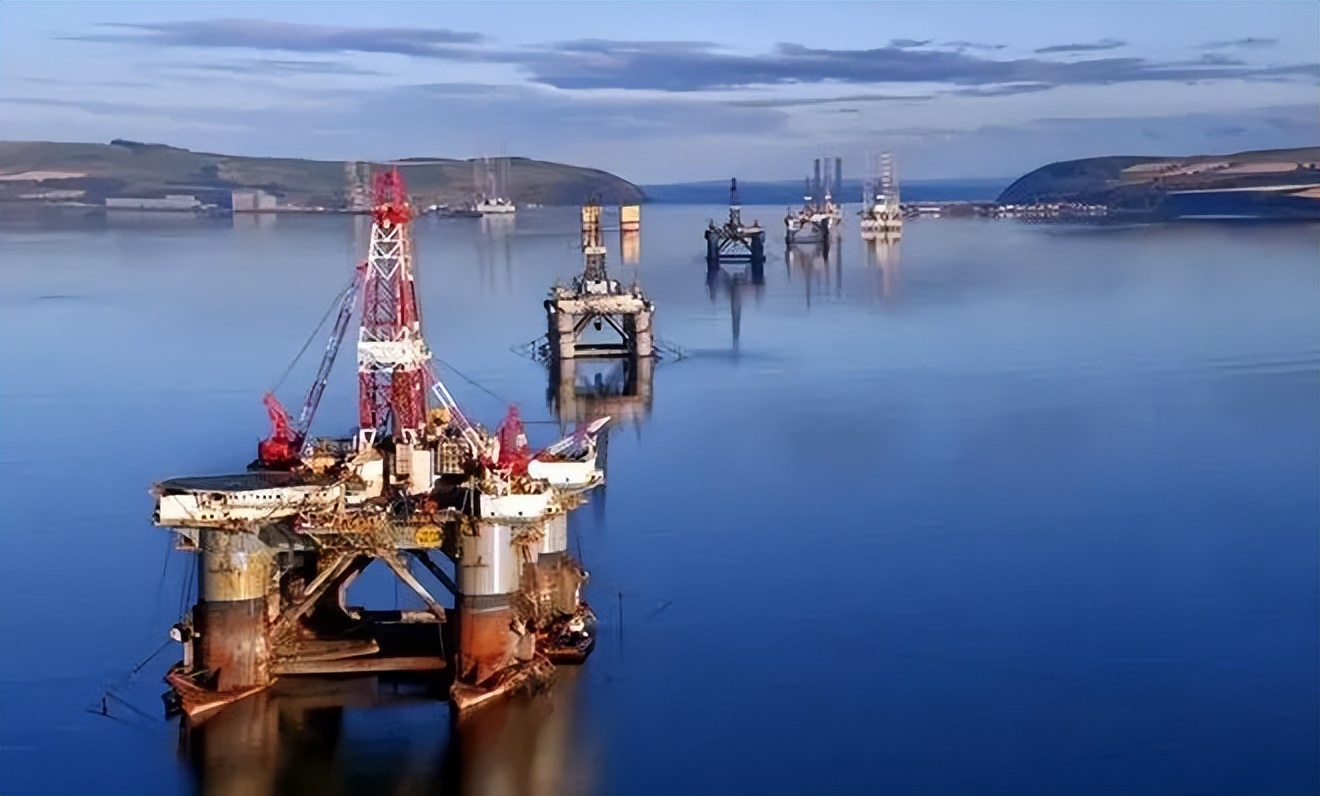 全球石油油价下降,全球石油今年行情分析