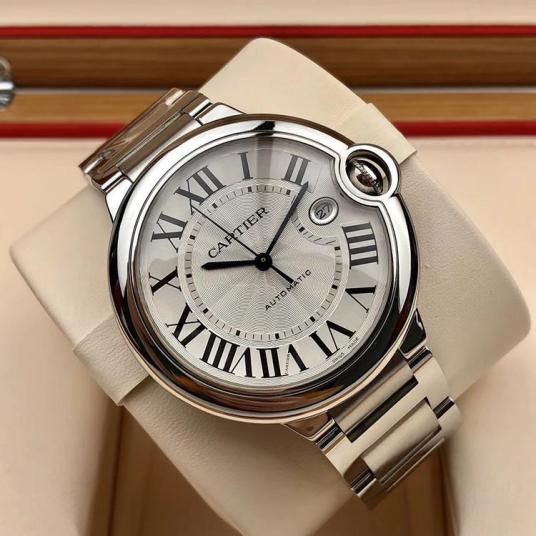 为啥卡地亚蓝气球戴手上不舒服,卡地亚蓝气球皮表带扣不紧怎么办