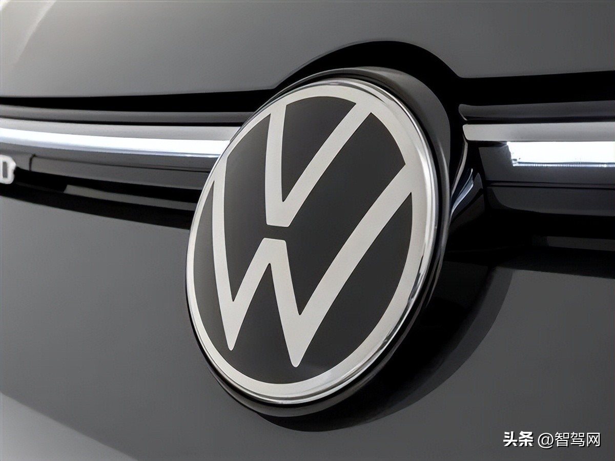 近2000家庭向爱驰*薪讨**；理想否认销售目标调整为40万