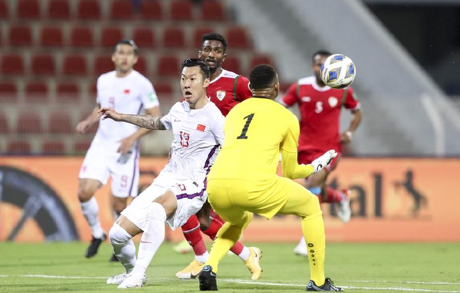 李铁打卡塔尔世界杯,国足未进世界杯点评中国足球发展