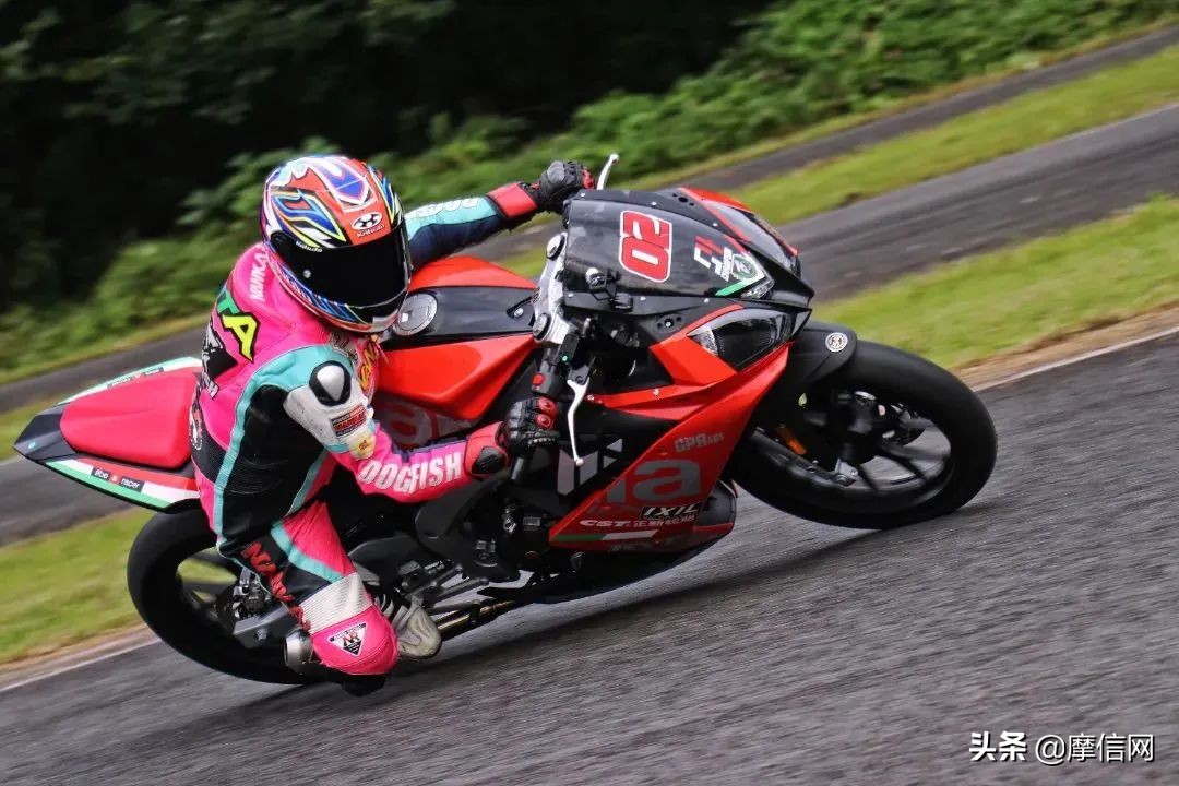 比亚乔机车125展示,福建比亚乔机车