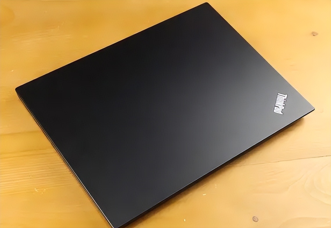 笔记本电脑哪个牌子好又性价比高,5000左右的笔记本电脑哪个牌子好