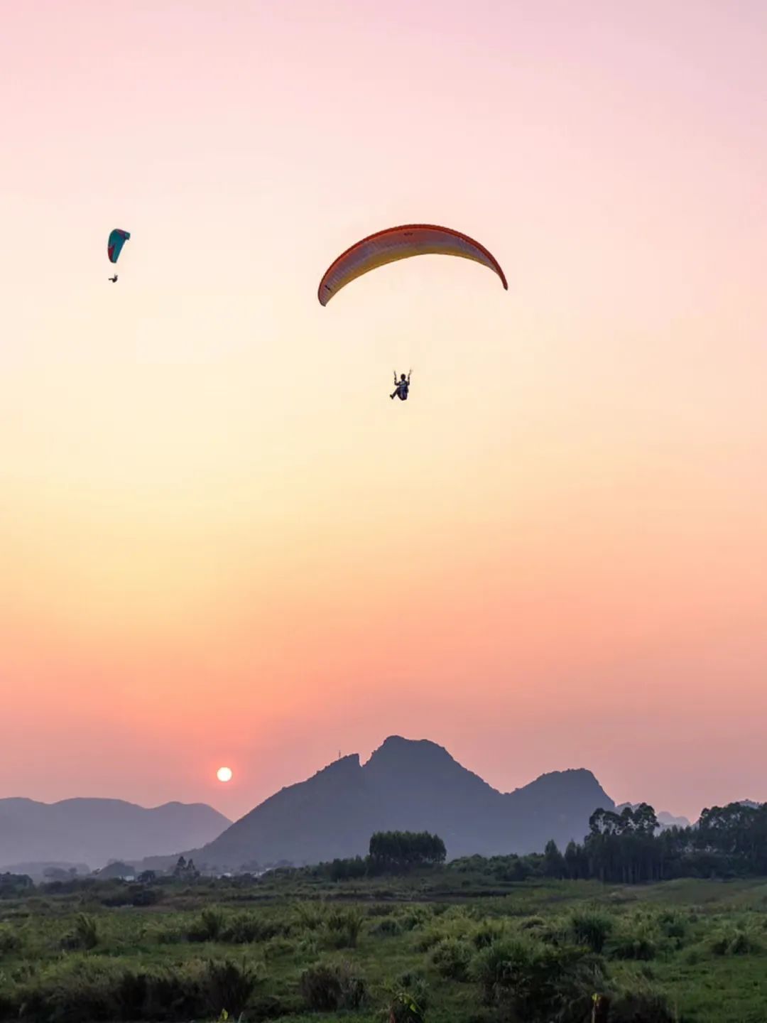 回到早睡早起的日子,回老家朝九晚五