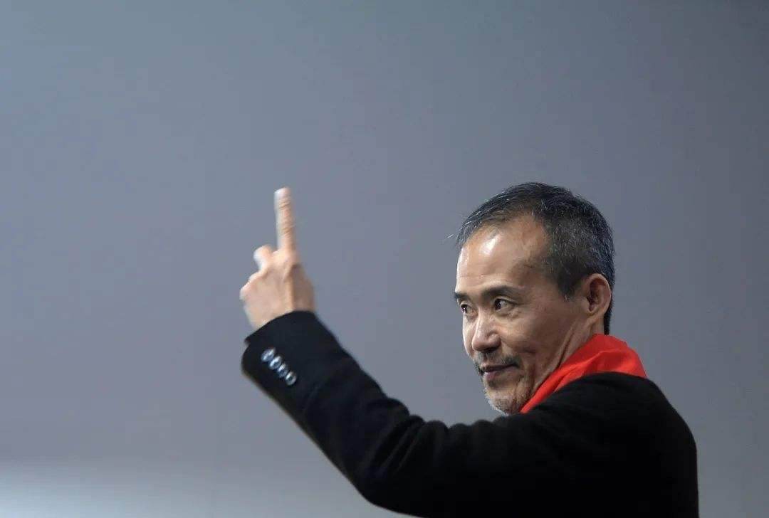 王石放弃千万,王石抛弃发妻