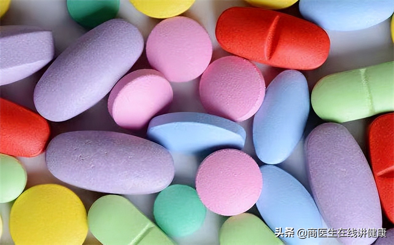 糖尿病人吃了二甲双胍是不是尿黄,糖尿病患者吃二甲双胍有副作用吗