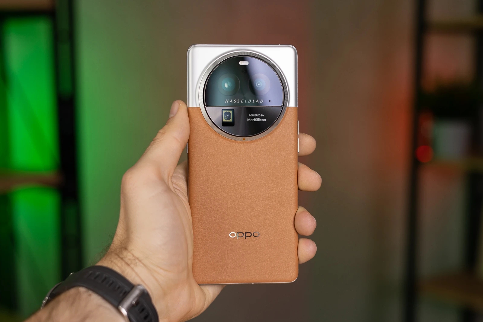 16GB+512GB+120倍变焦，发布仅三个月下跌1000元，售价更亲民了