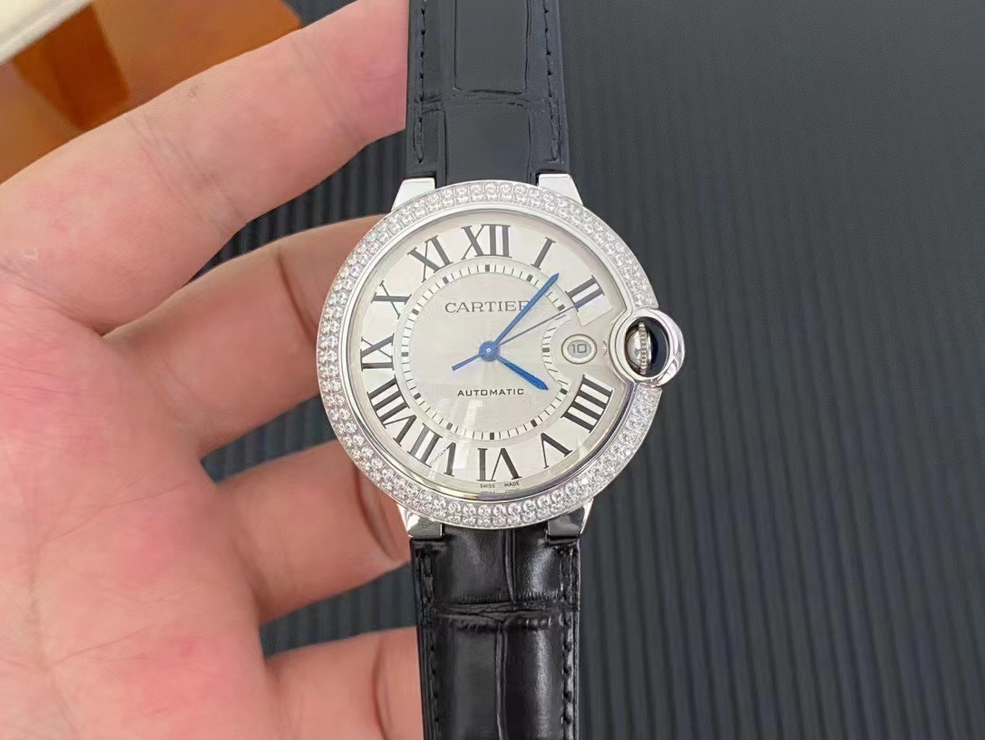 为什么那么多人会喜欢蓝气球？因为好看啊