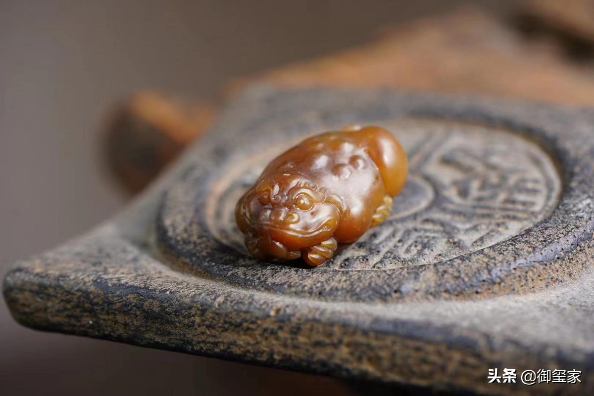 #和田玉#最简单，最快速鉴别和田玉的方法，你知道吗