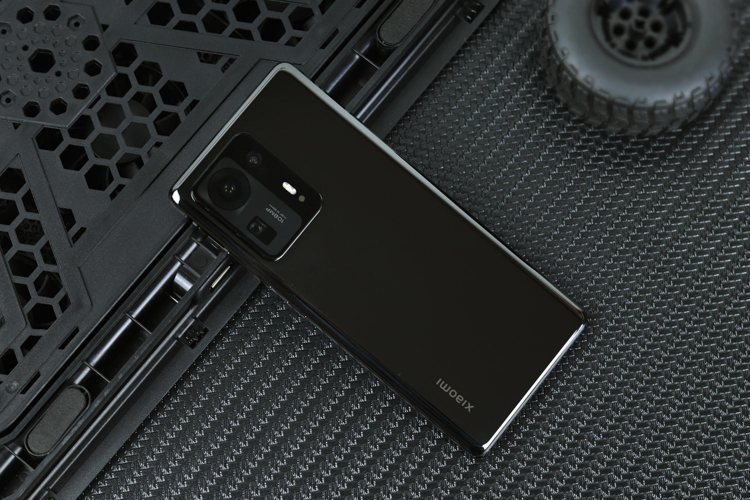 小米mix4支持无线充电么,小米mix4支持120w充电吗