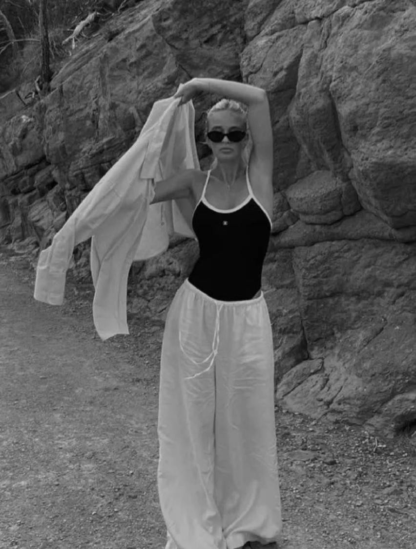 泳衣外穿露腰风格,泳衣外穿是今年夏天的新潮流