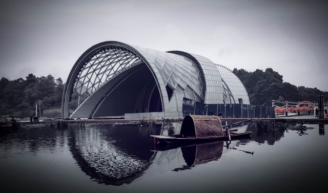 景德镇有希望超过新余吗,景德镇城市和宜春城市哪个更大