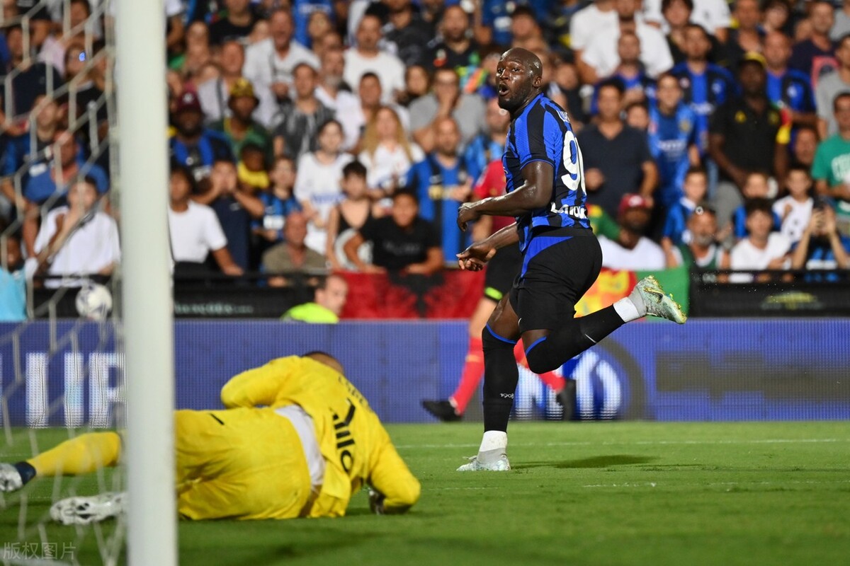 又卖主力套现！国米抛售顶级世界杯国脚，卧龙凤雏却留着当宝贝！