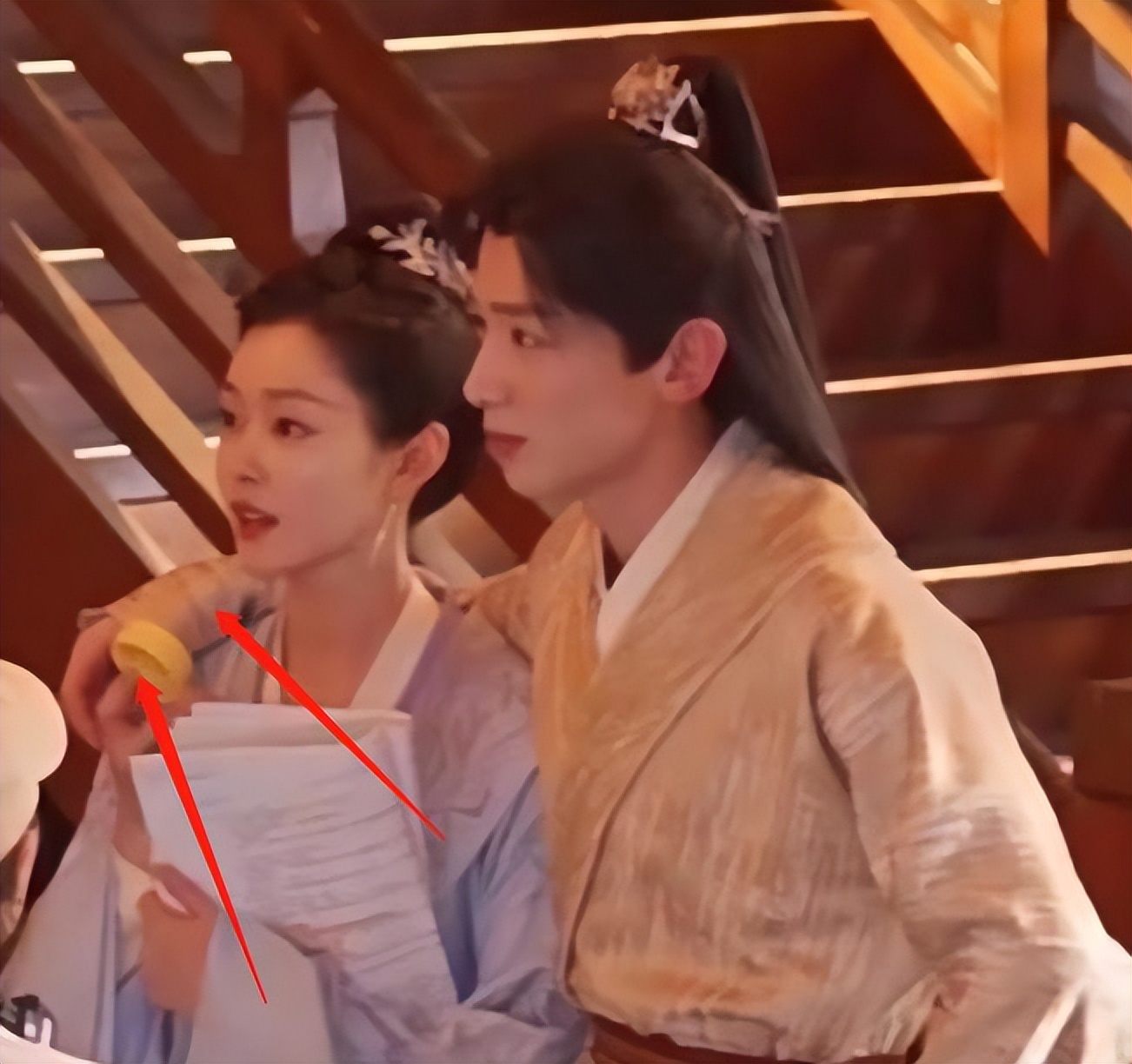 白敬亭澄清宋轶互相关注,白敬亭澄清和宋轶恋情视频