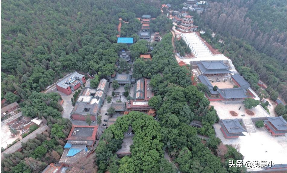 云南古建筑名单大全,云南古滇墓葬群