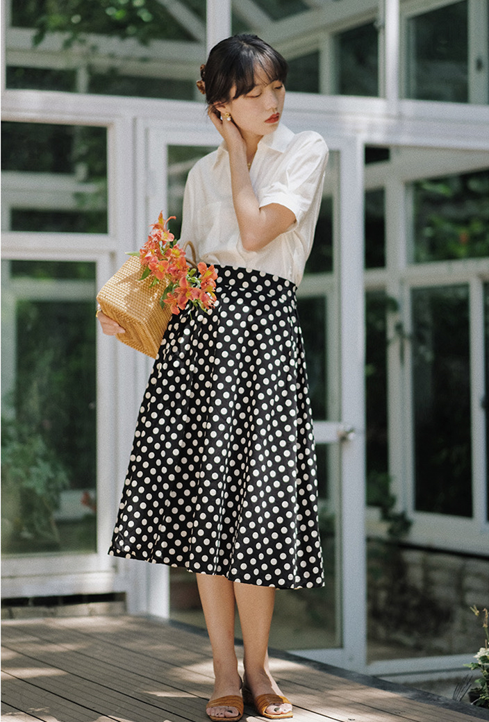 中袖春裙精致洋气又减龄,今年最流行什么样的春季套裙