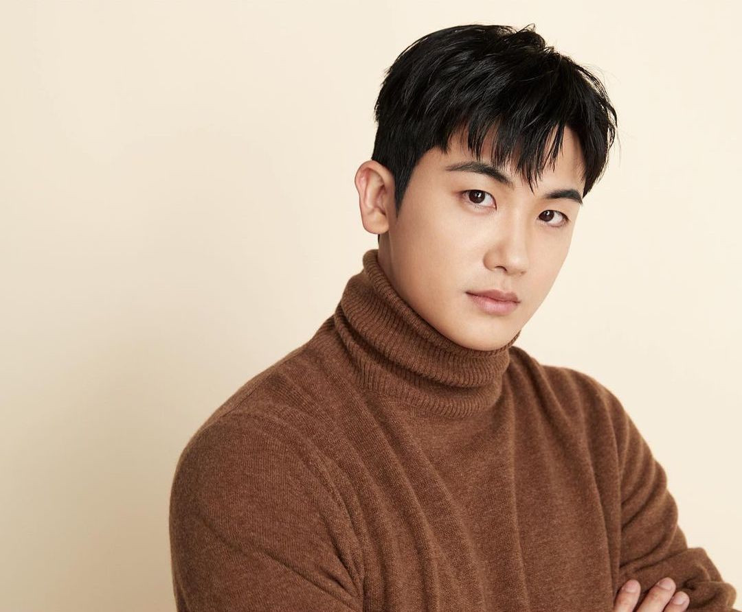 韩国男明星十大帅哥宋仲基,宋仲基李俊昊