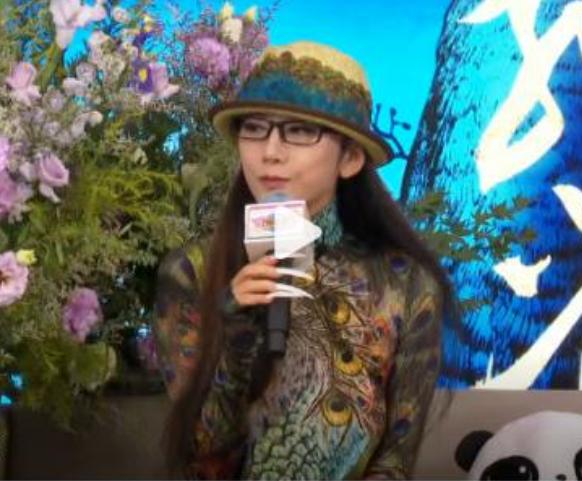 杨丽萍惊世作品,杨丽萍新作孔雀全视频