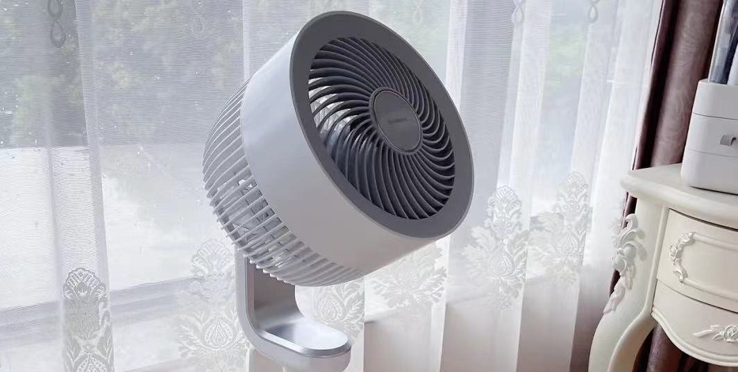 三叶风扇和五叶风扇哪个吹得远,三叶风扇和五叶风扇哪个送风远