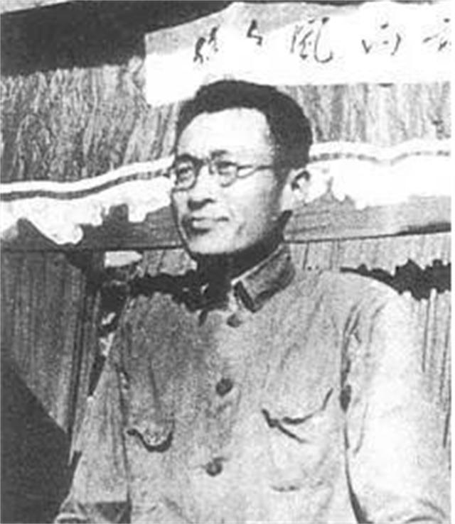 遵义会议上关键一票，直接改变中国命运，是谁把票投给了毛主席？