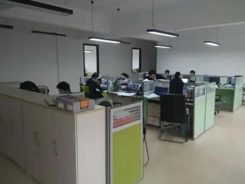 腾讯应届生怒怼管理层新闻分析,腾讯回应应届生怒怼管理层