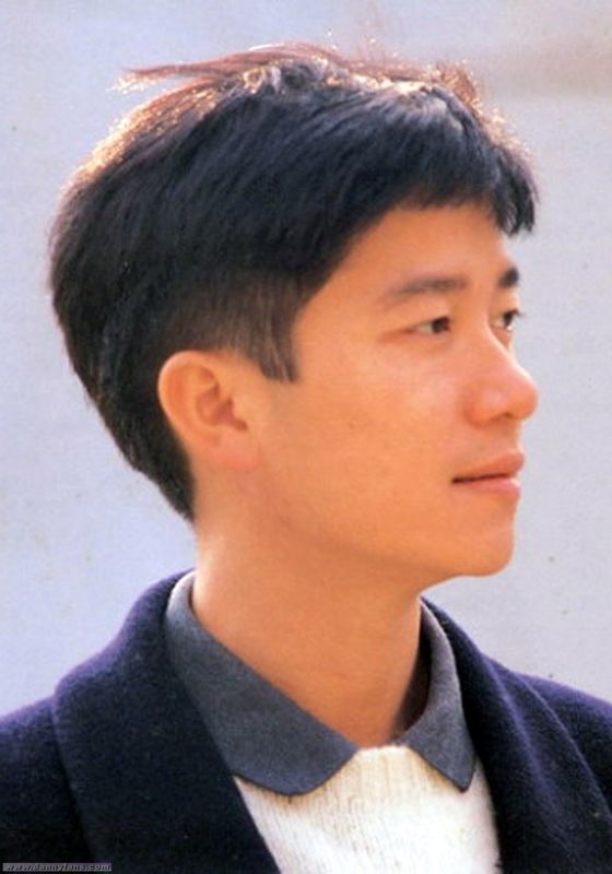 陈百强身材和穿衣风格,陈百强的穿着打扮