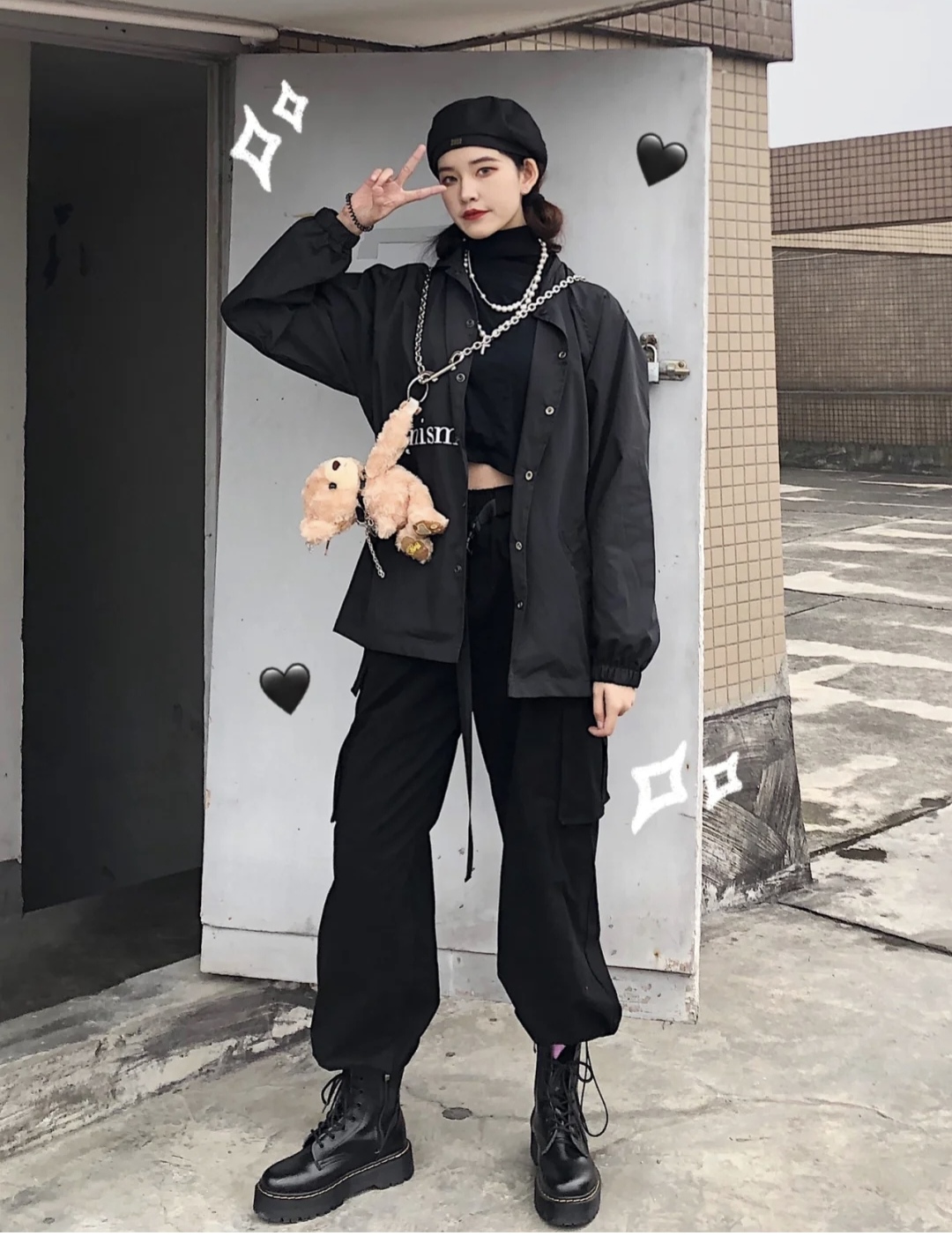 马丁靴的正确搭配图秋冬,穿长腿马丁靴配什么裤子好看