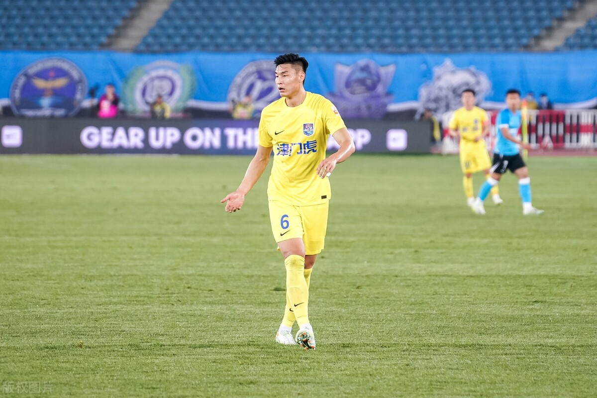 南征北战第二集,韩鹏飞最霸气的一段