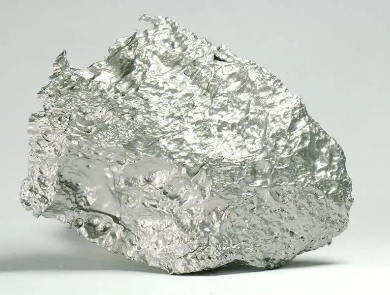 捡石头一天能挣多少,捡石头能赚到钱吗