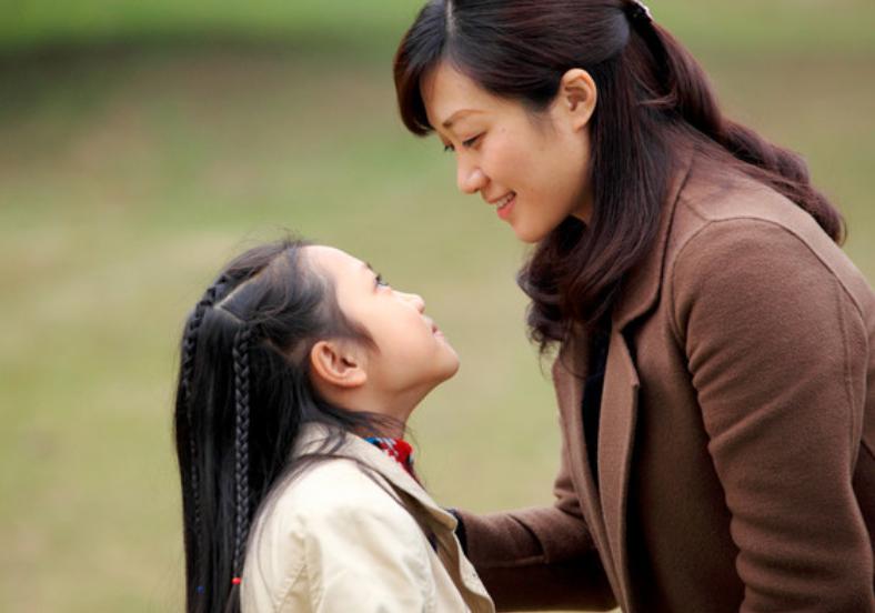 有自虐倾向的孩子如何开导,为什么孩子会选择轻生