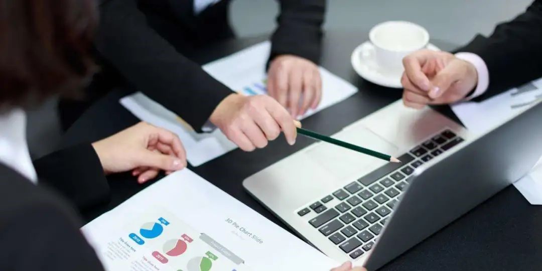 杉和集团分享如何正确的选择中国香港公司的注册资本