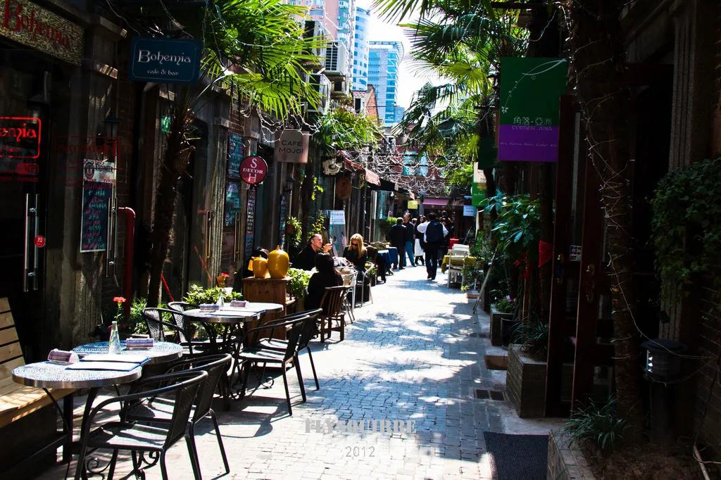 上海十大人气景点有外滩、南京步行街、上海迪士尼乐园…