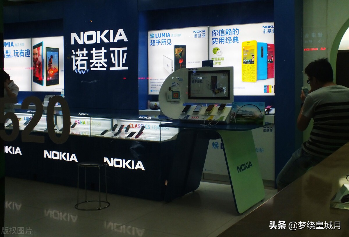 诺基亚的衰败说明了什么,诺基亚是怎么跌落神坛的